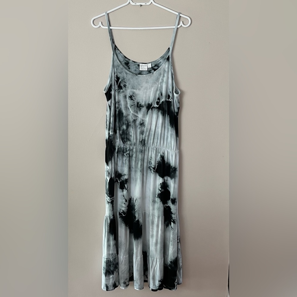 Women's Beach Break Grey & Black Tie Dye  Smoked Maxi Dress